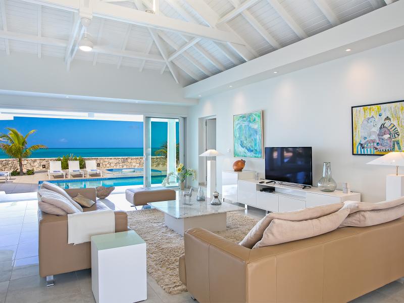 Ecume des Jours  , Terres Basses  