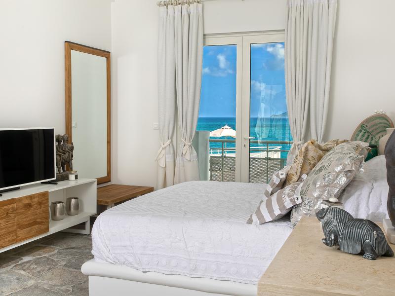 L'Oasis , Terres Basses  