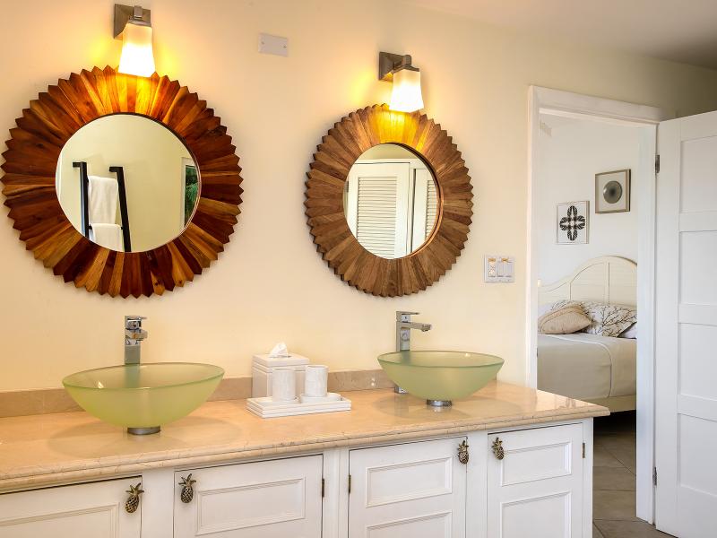 Nid d’Amour , Terres Basses  