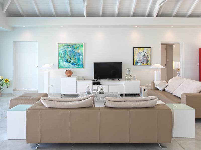 Ecume des Jours  , Terres Basses  