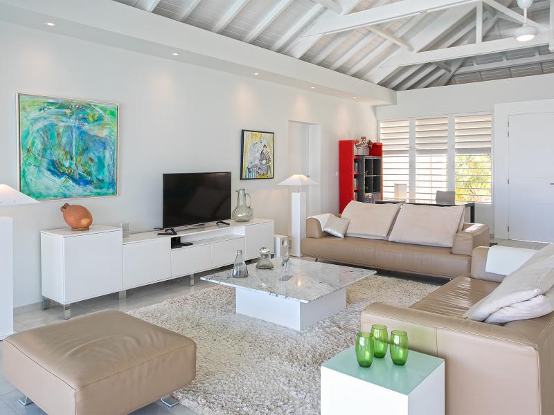 Ecume des Jours  , Terres Basses  