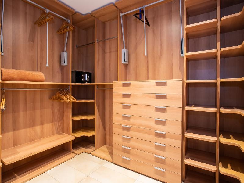 Les Palmiers Bleus , Terres Basses  