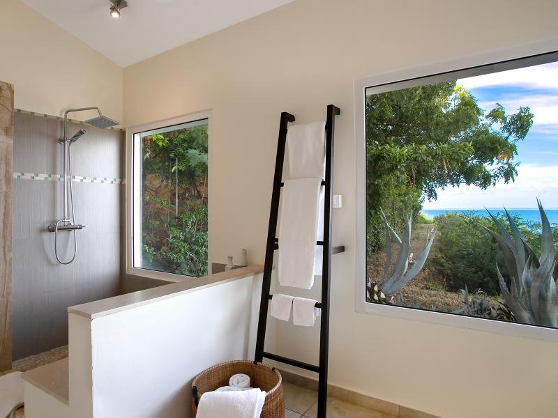 Nid d’Amour , Terres Basses  