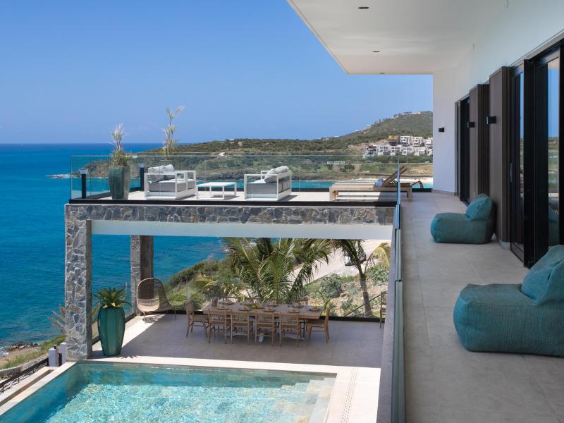 Aqua Dream , Pelican Key St Maarten  