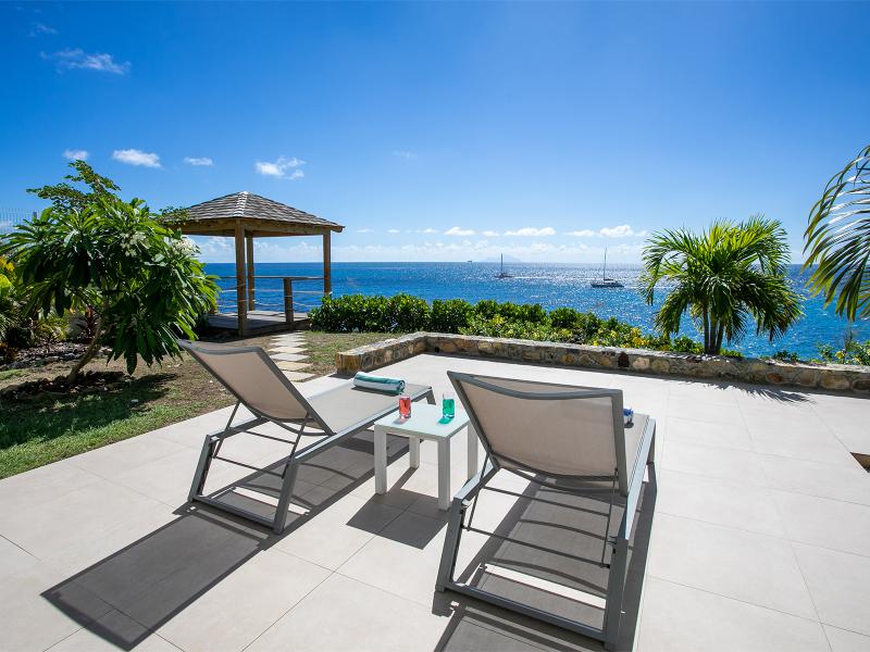 Aqua , Pelican Key St Maarten  