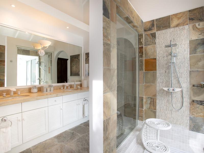 L'Oasis , Terres Basses  