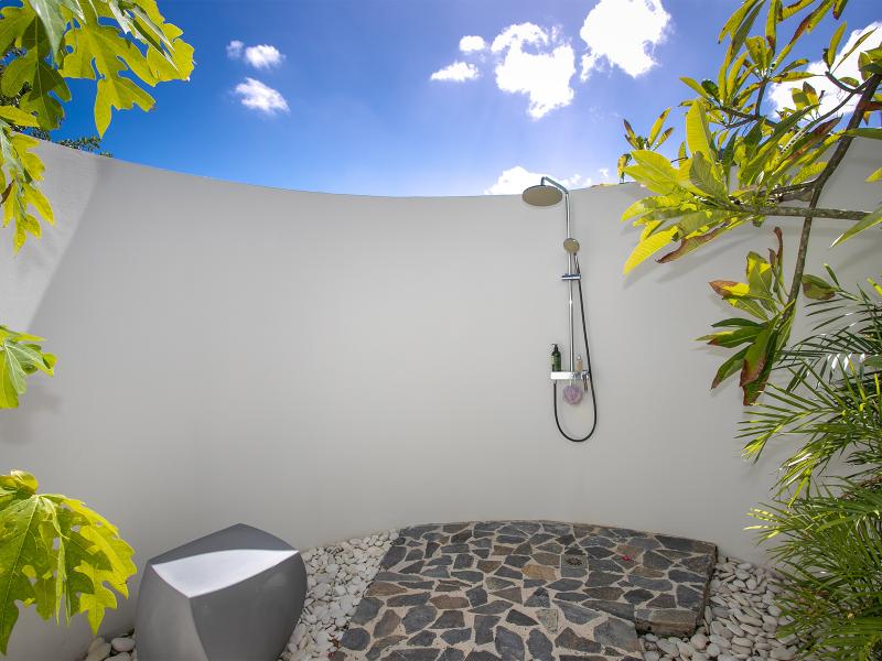 Le Reve , Terres Basses  