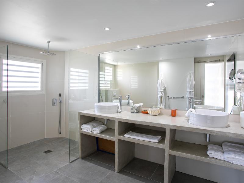 Ocean View , Orient Bay  