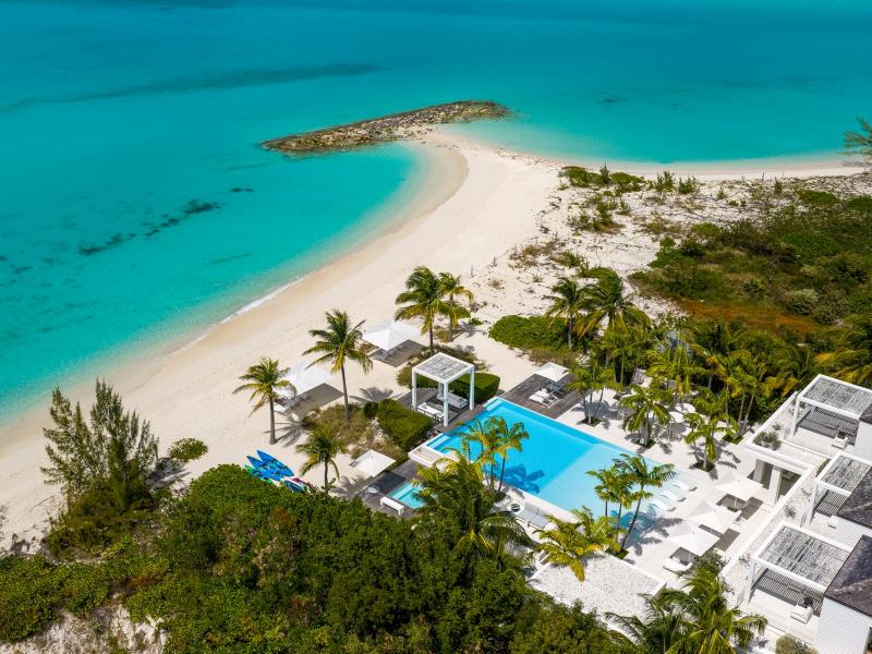 Emerald Pavilion - Beachfront , Grace Bay , Providenciales  