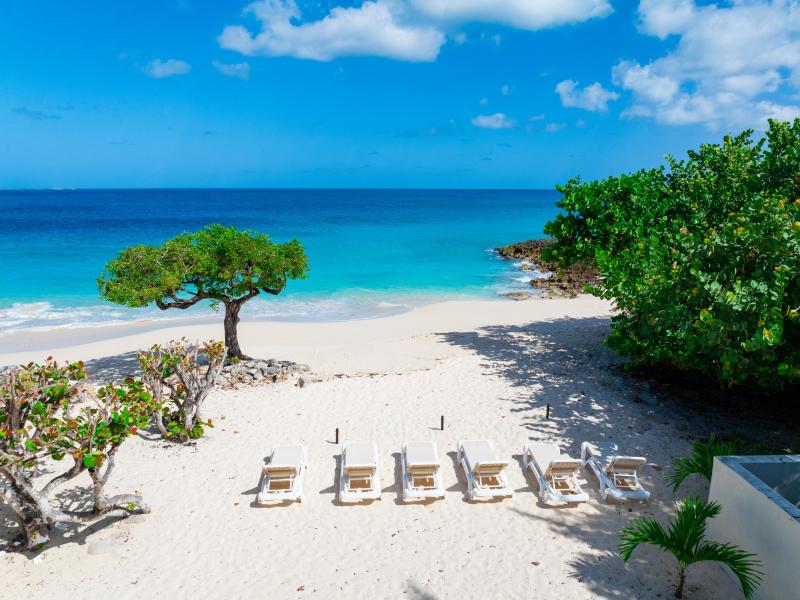 Seashell Beach House , Lime Stone Bay  