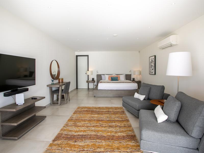 Bella Vita , Pelican Key St Maarten  