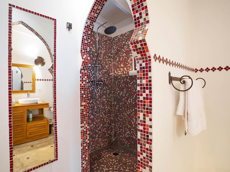 Amethyst , Terres Basses  