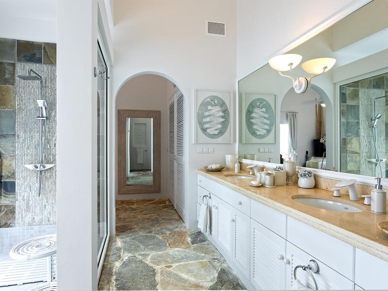 L'Oasis , Terres Basses  