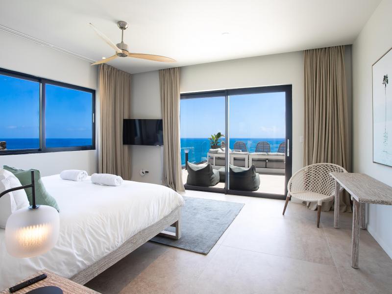 Aqua Dream , Pelican Key St Maarten  