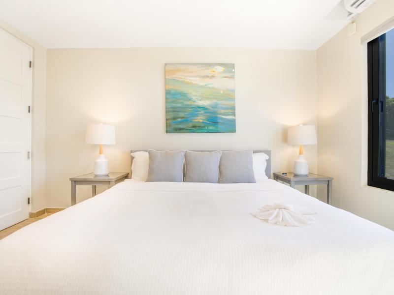 Seashell Beach House , Lime Stone Bay  