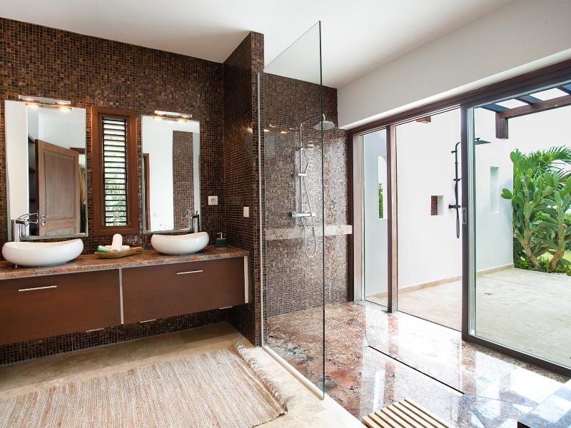 La Vue Folle , Terres Basses  