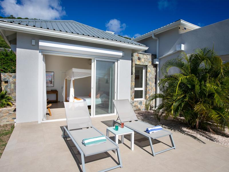 Aqua , Pelican Key St Maarten  