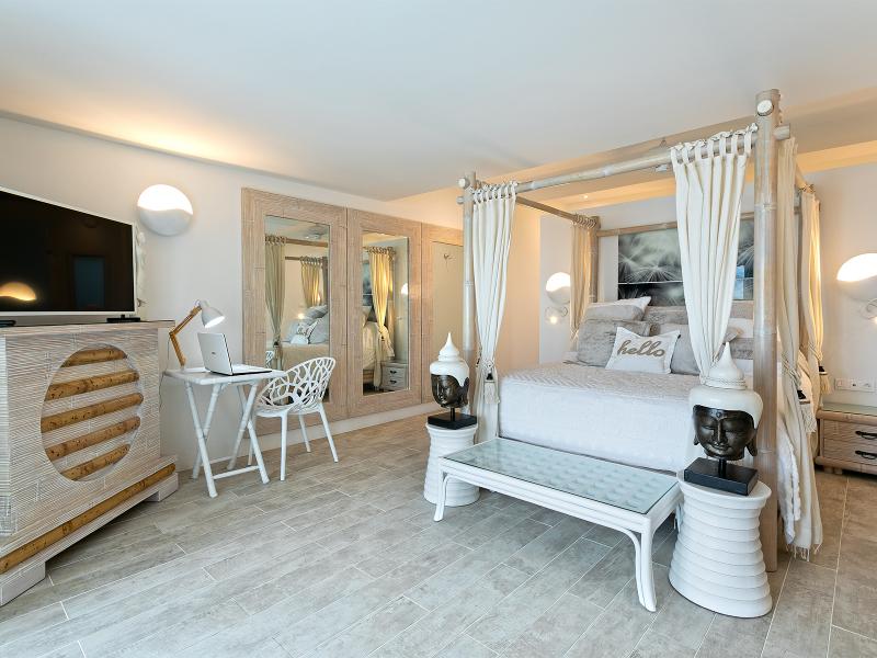 L'Oasis , Terres Basses  