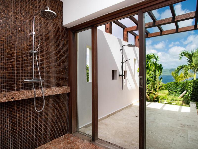 La Vue Folle , Terres Basses  