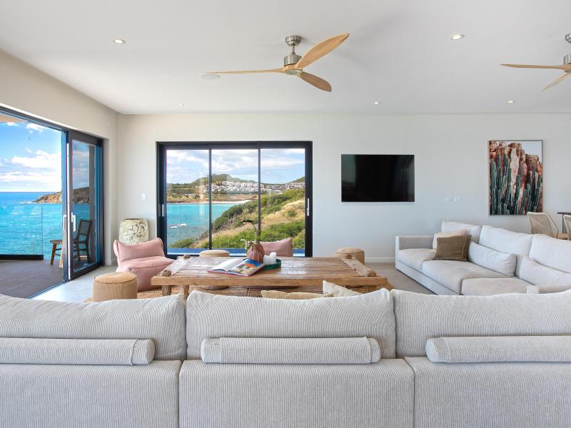 Aqua Vista , Pelican Key St Maarten  