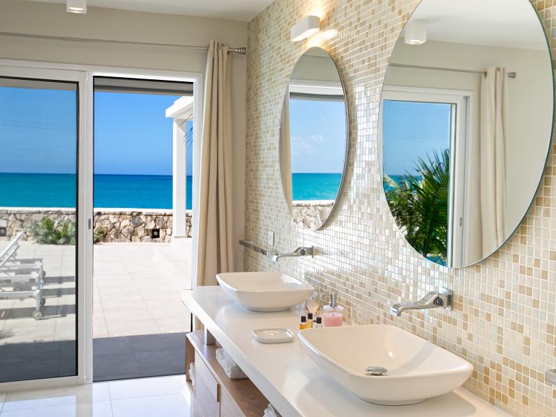 Ecume des Jours  , Terres Basses  