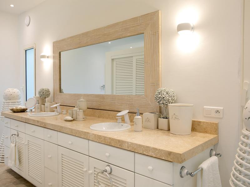 L'Oasis , Terres Basses  