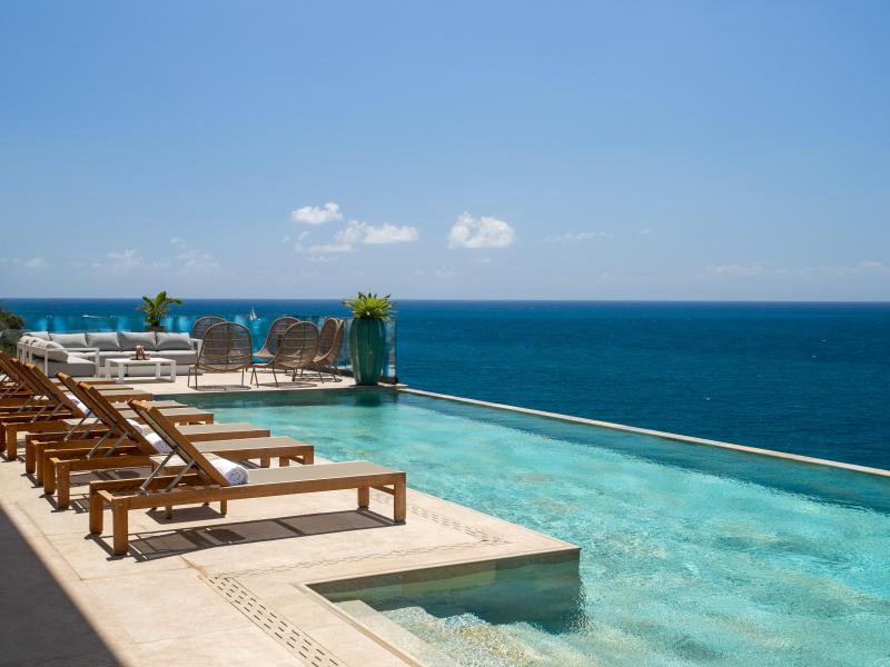 Aqua Dream , Pelican Key St Maarten  