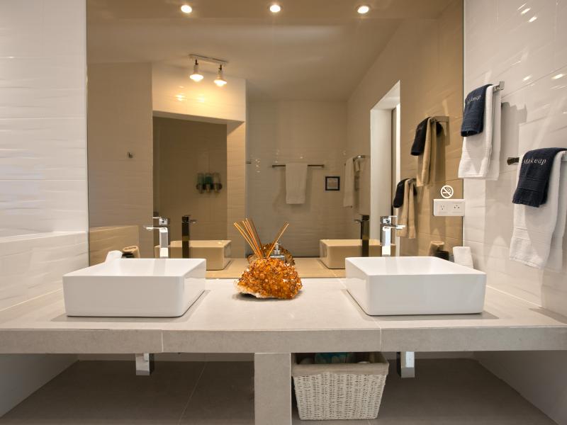 Amethyst , Terres Basses  