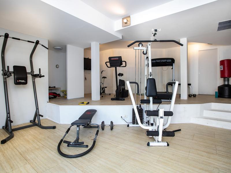 Les Palmiers Bleus , Terres Basses  