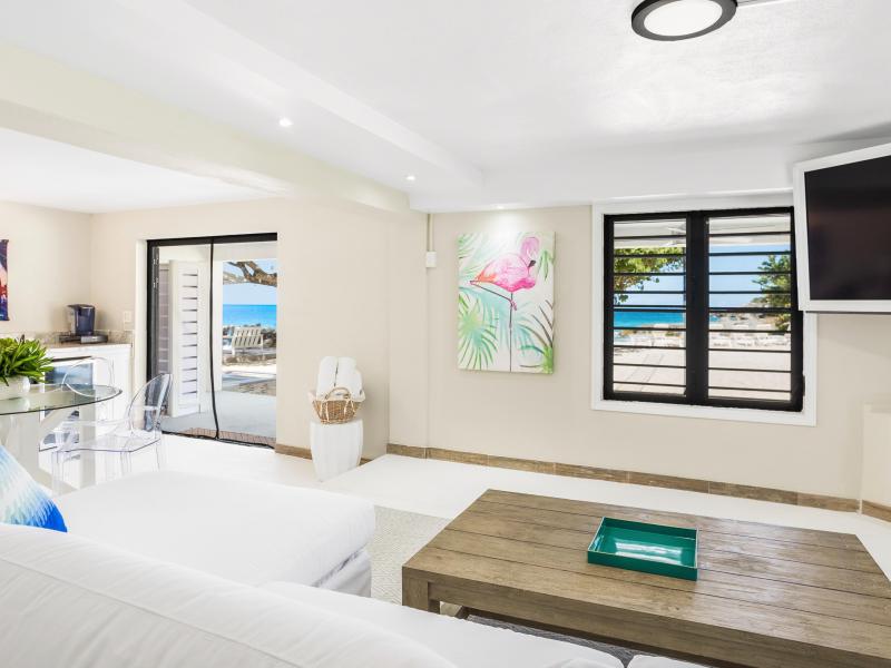 Seashell Beach House , Lime Stone Bay  