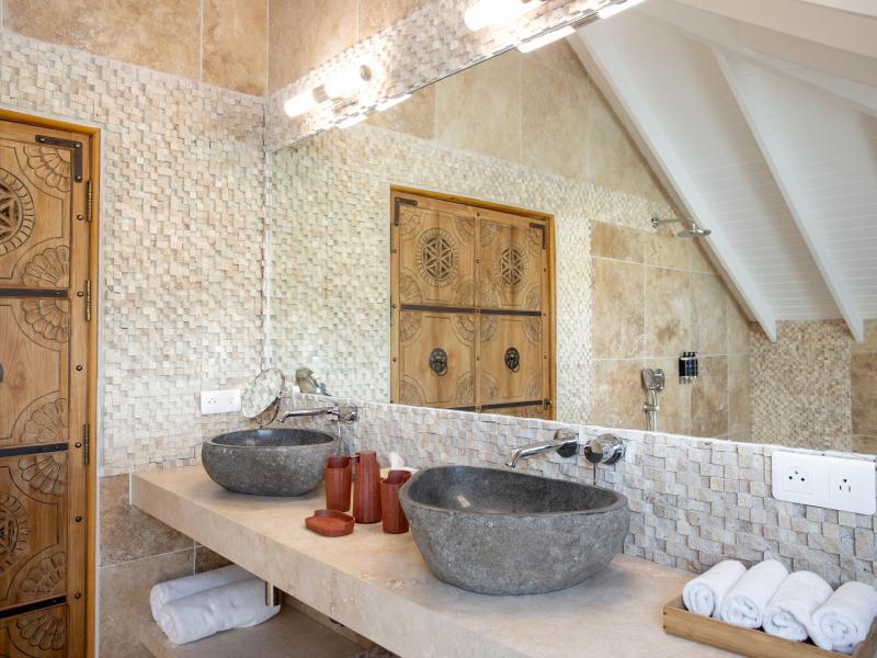 Debbie , Terres Basses  