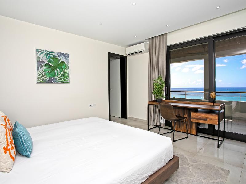 Bella Vita , Pelican Key St Maarten  