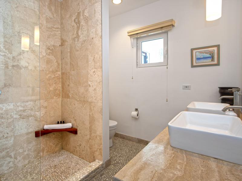 Etoile de Mer , Cupecoy  