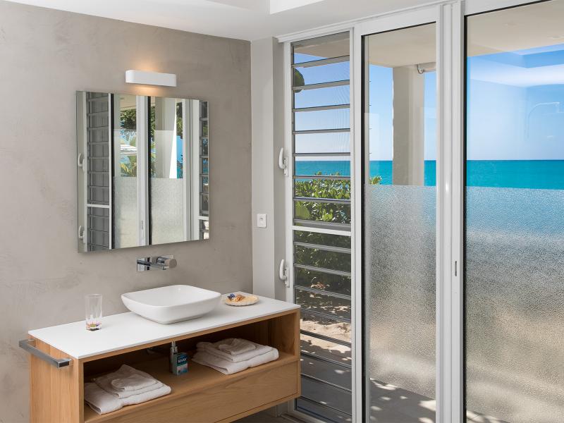 Ecume des Jours  , Terres Basses  