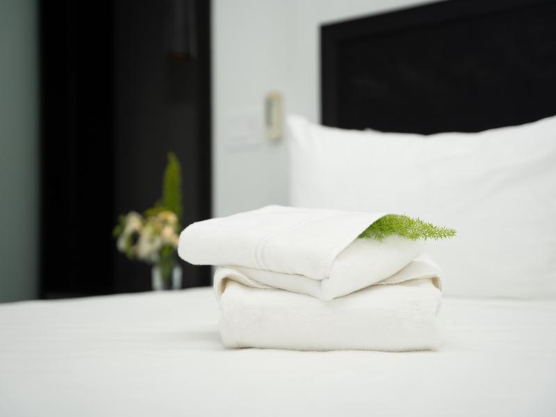 Le Rêve Bleu , Little Bay  