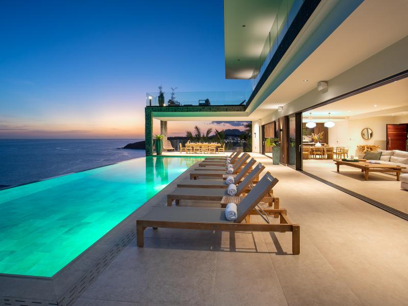 Aqua Dream , Pelican Key St Maarten  