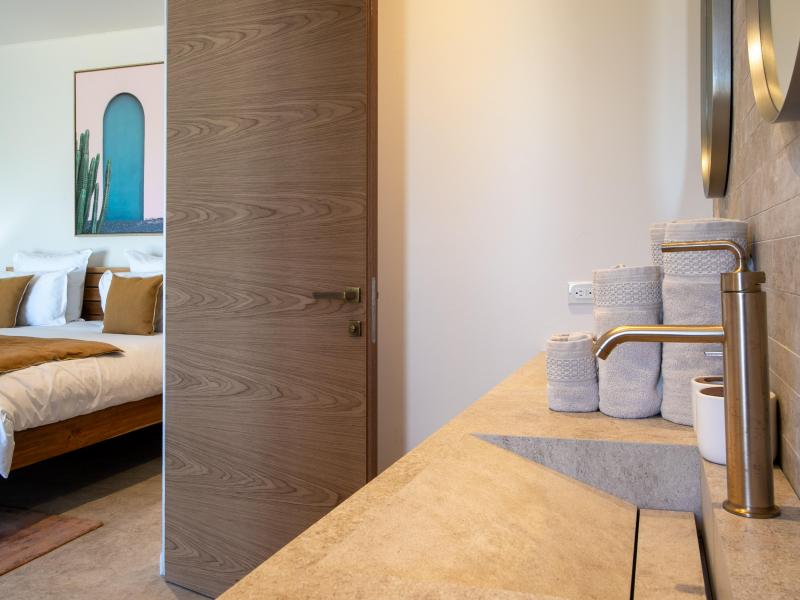 Aqua Vista , Pelican Key St Maarten  