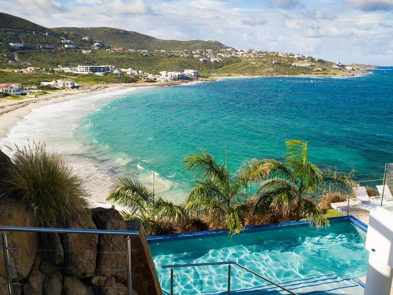 Amalia , Pelican Key St Maarten  