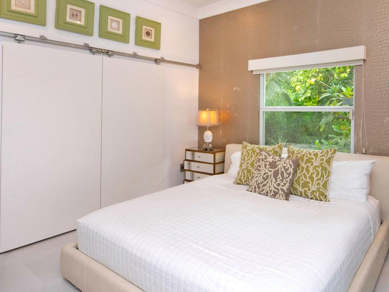 White Cottage , South Coast  