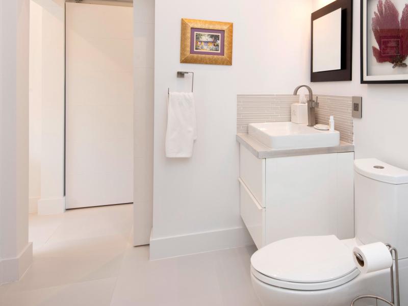 White Cottage , South Coast  