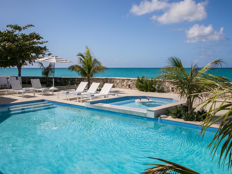 Ecume des Jours  , Terres Basses  