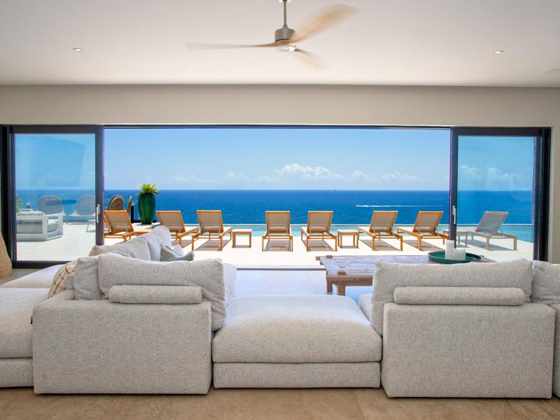 Aqua Dream , Pelican Key St Maarten  