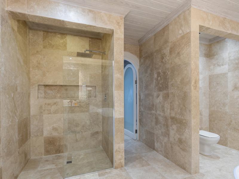 Old Trees 302 - La Mirage Penthouse  , Beachfront villas Barbados , Old Trees , Paynes Bay , St James , West Coast Barbados  