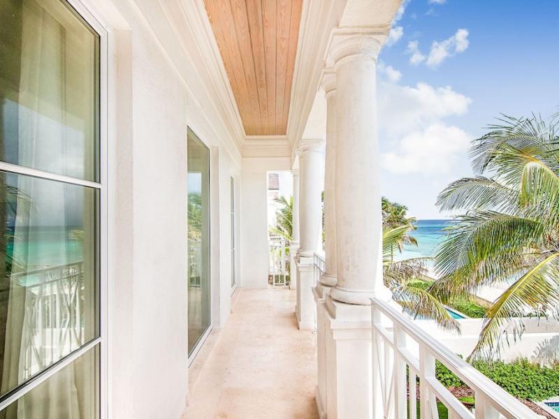 On Beach Time , Paradise Island  