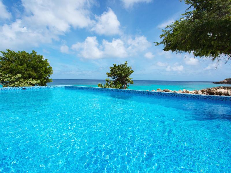 Seashell Beach House , Lime Stone Bay  