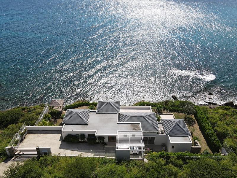 Aqua , Pelican Key St Maarten  