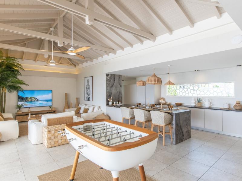 Vogue Art , Orient Bay  