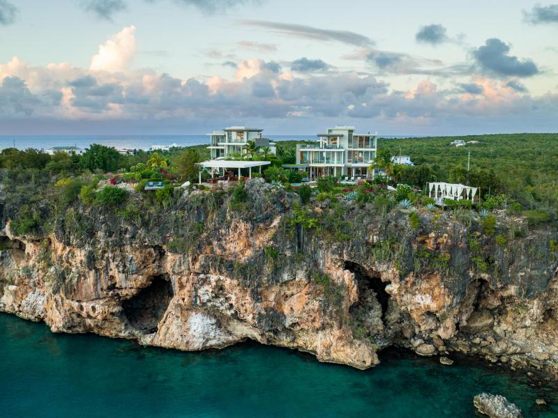 Ani Villa Resort Anguilla , Little Bay  