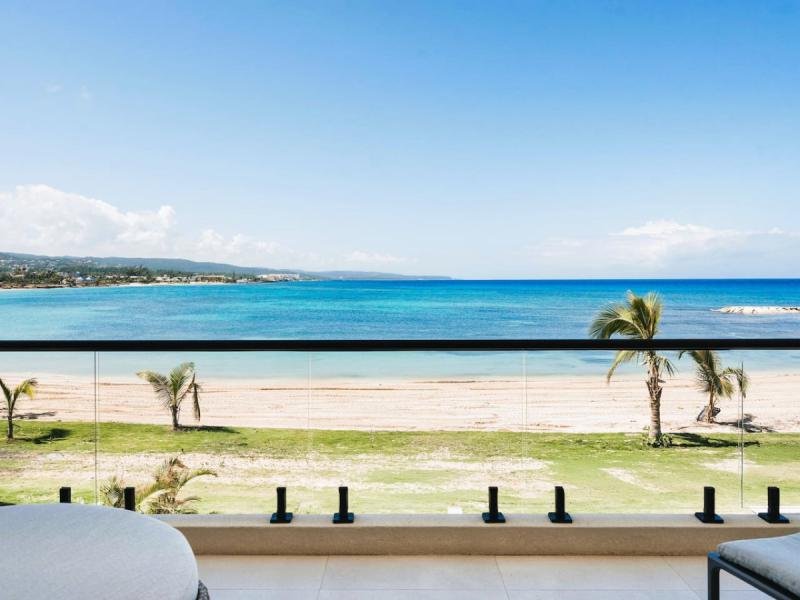 Amaara - Palm Beach on Runaway Bay , Runaway Bay  