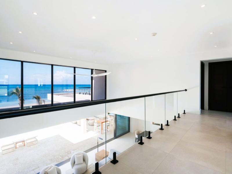 Amaara - Palm Beach on Runaway Bay , Runaway Bay  